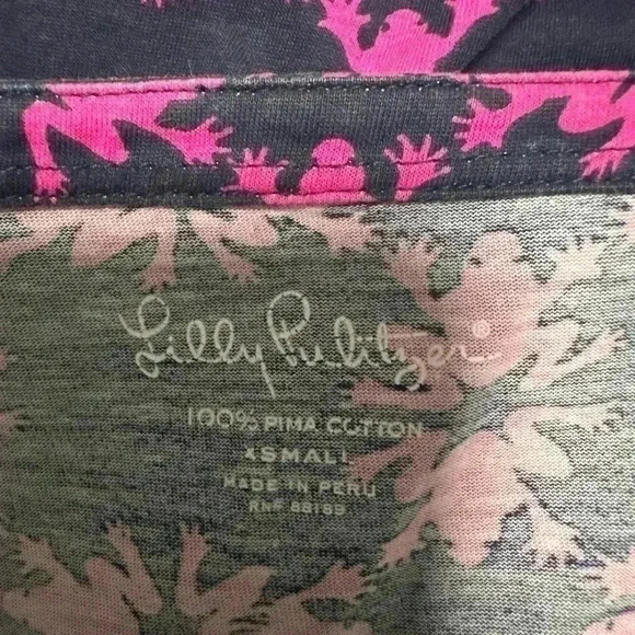 144. Lilly Pulitzer Janelle Top in Bright Navy Get Hoppy print, Size XSmall - Picture 5 of 5